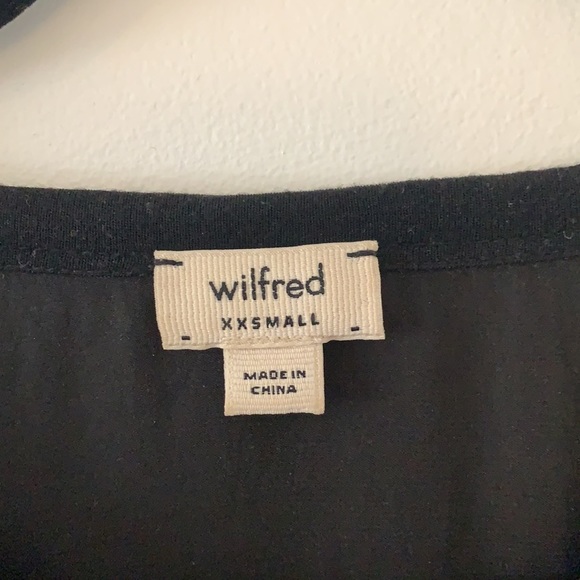 Silky party dress - Picture 2 of 9